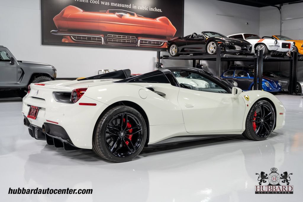 Used 2019 Ferrari 488 Spider RWD image 8