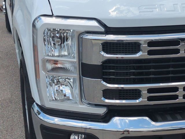 New 2025 Ford F350 XL w/ XL Chrome Package image 10