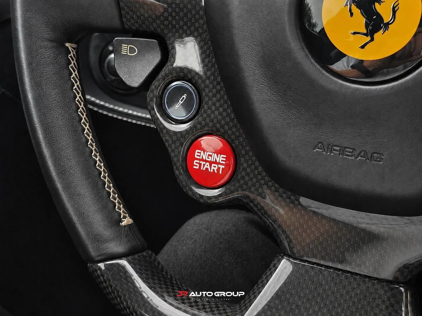 Used 2015 Ferrari 458 Italia Coupe RWD image 26