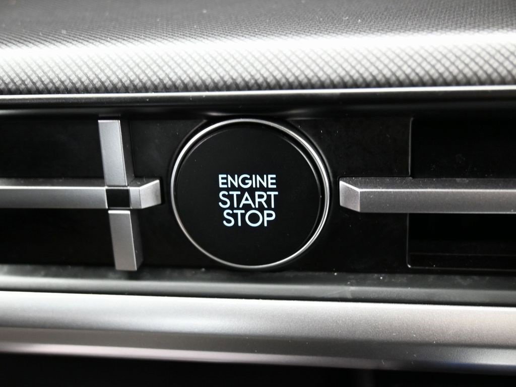 Used 2024 Hyundai Santa Fe SE image 23