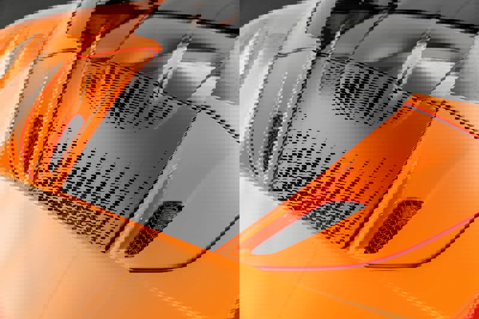 New 2025 McLaren 750S Spider image 28