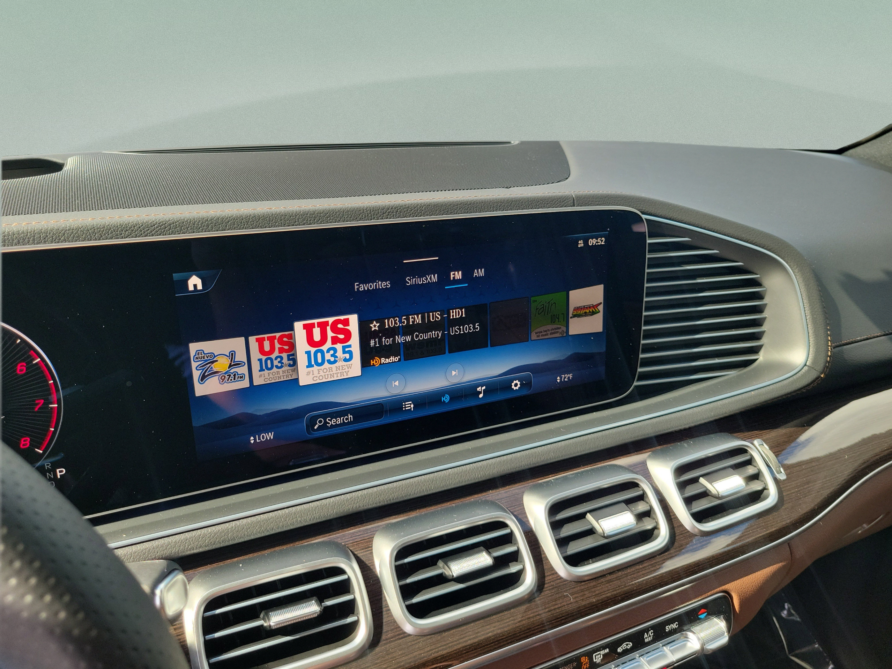 New 2026 Mercedes-Benz GLS 450 4MATIC image 17