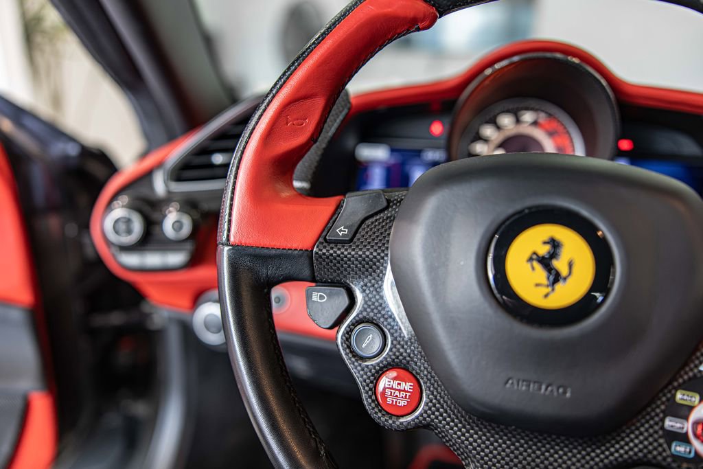 Used 2018 Ferrari 488 GTB RWD image 22