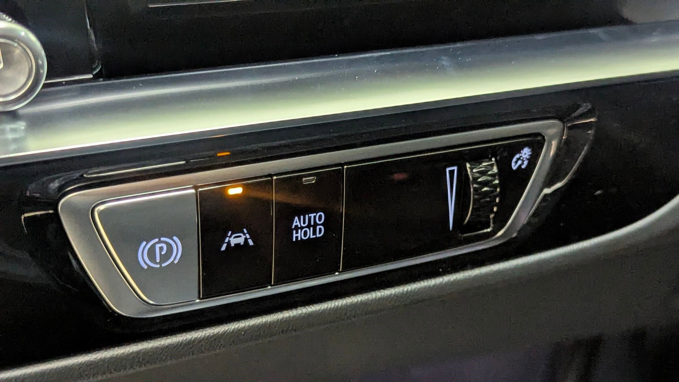 New 2026 Cadillac Lyriq Luxury w/ LPO, Floor Liner Package image 25