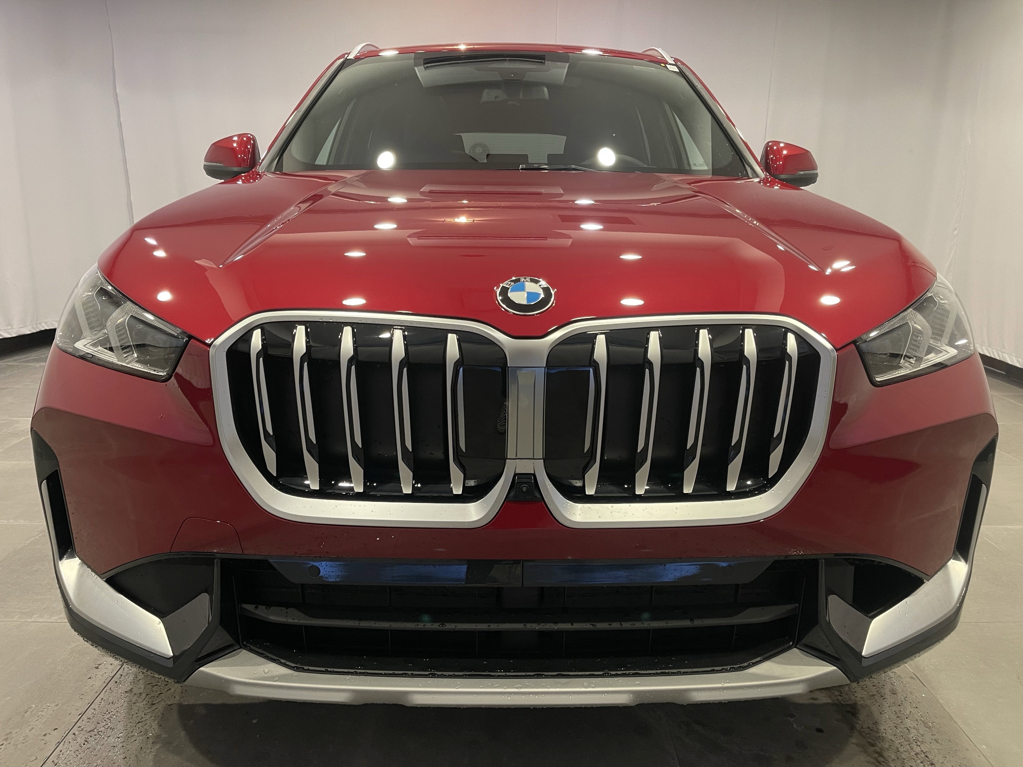 New 2026 BMW X1 xDrive28i w/ Technology Package AWD/4WD image 2