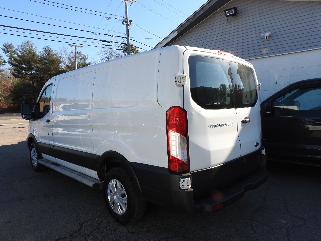 Used 2016 Ford Transit 250 250 Van Low Roof 60/40 Pass.13 w/ Exterior Upgrade Package image 5