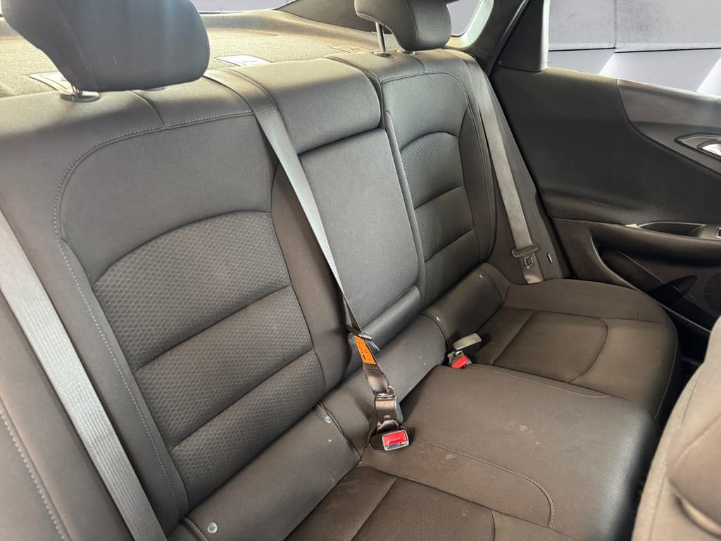Used 2023 Chevrolet Malibu LT image 16