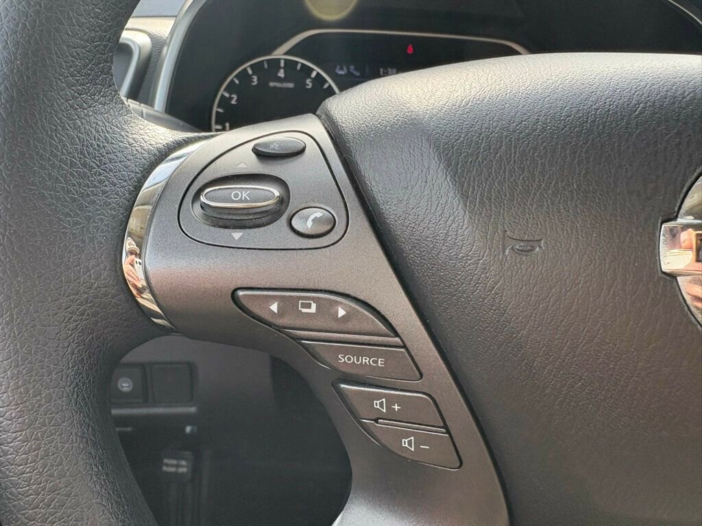 Used 2020 Nissan Murano S w/ Technology Package image 30