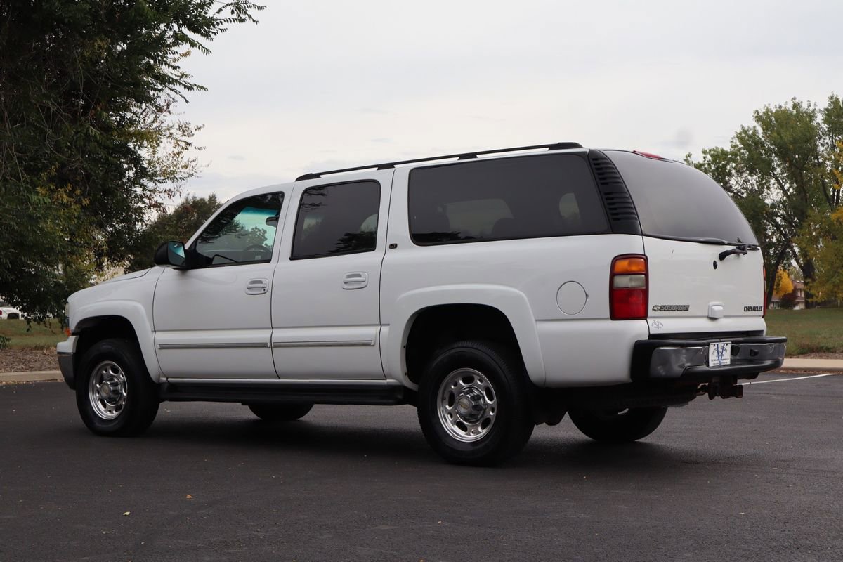 Used 2003 Chevrolet Suburban 2500 LT w/ LT Preferred Equipment Group image 8