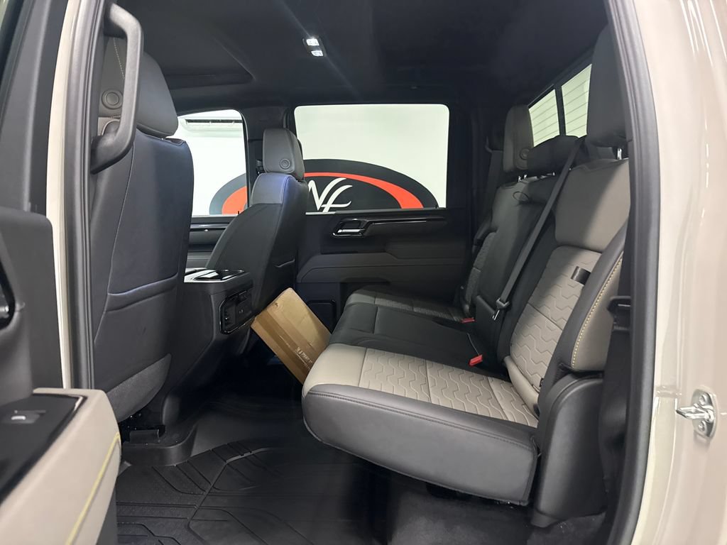 New 2026 Chevrolet Silverado 2500 ZR2 AWD/4WD image 13