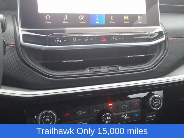Certified 2024 Jeep Compass Trailhawk w/ Trailhawk Elite Group AWD/4WD image 16