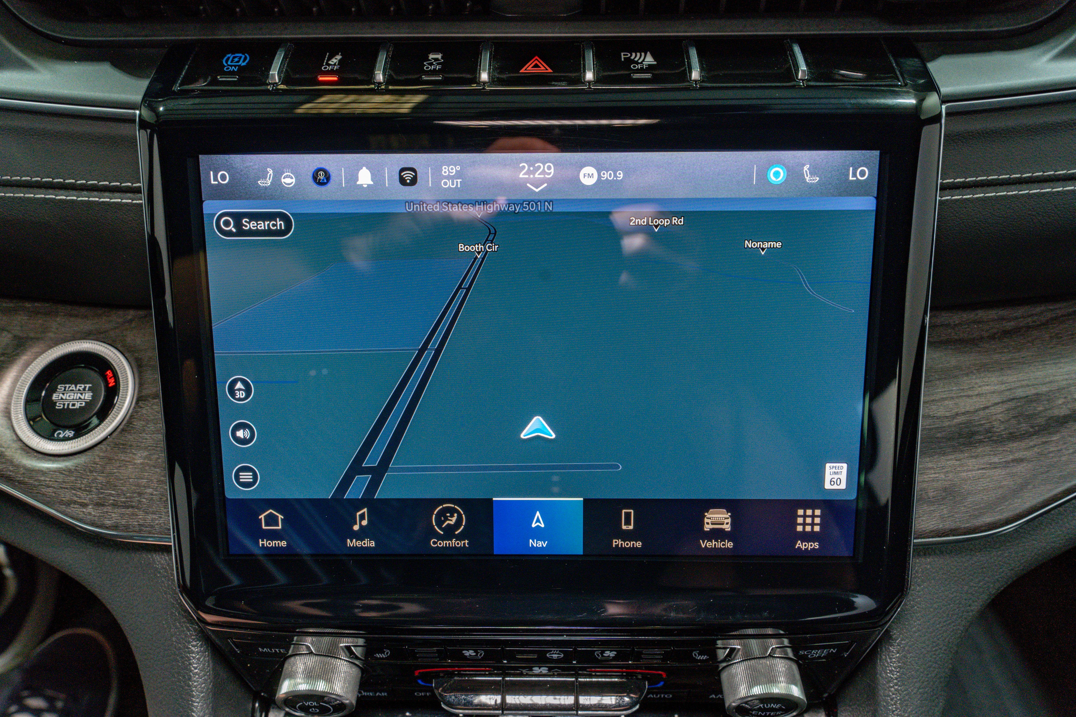 Used 2023 Jeep Grand Cherokee Overland w/ Advanced Protech Group III image 21