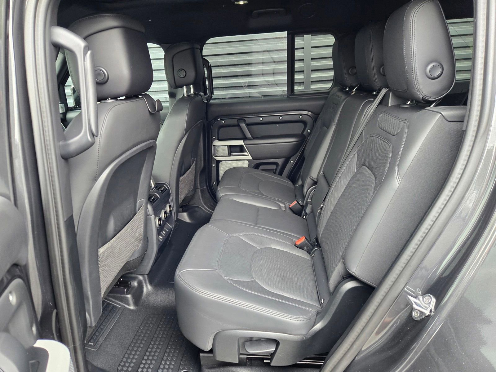 Used 2024 Land Rover Defender 130 S AWD/4WD image 10