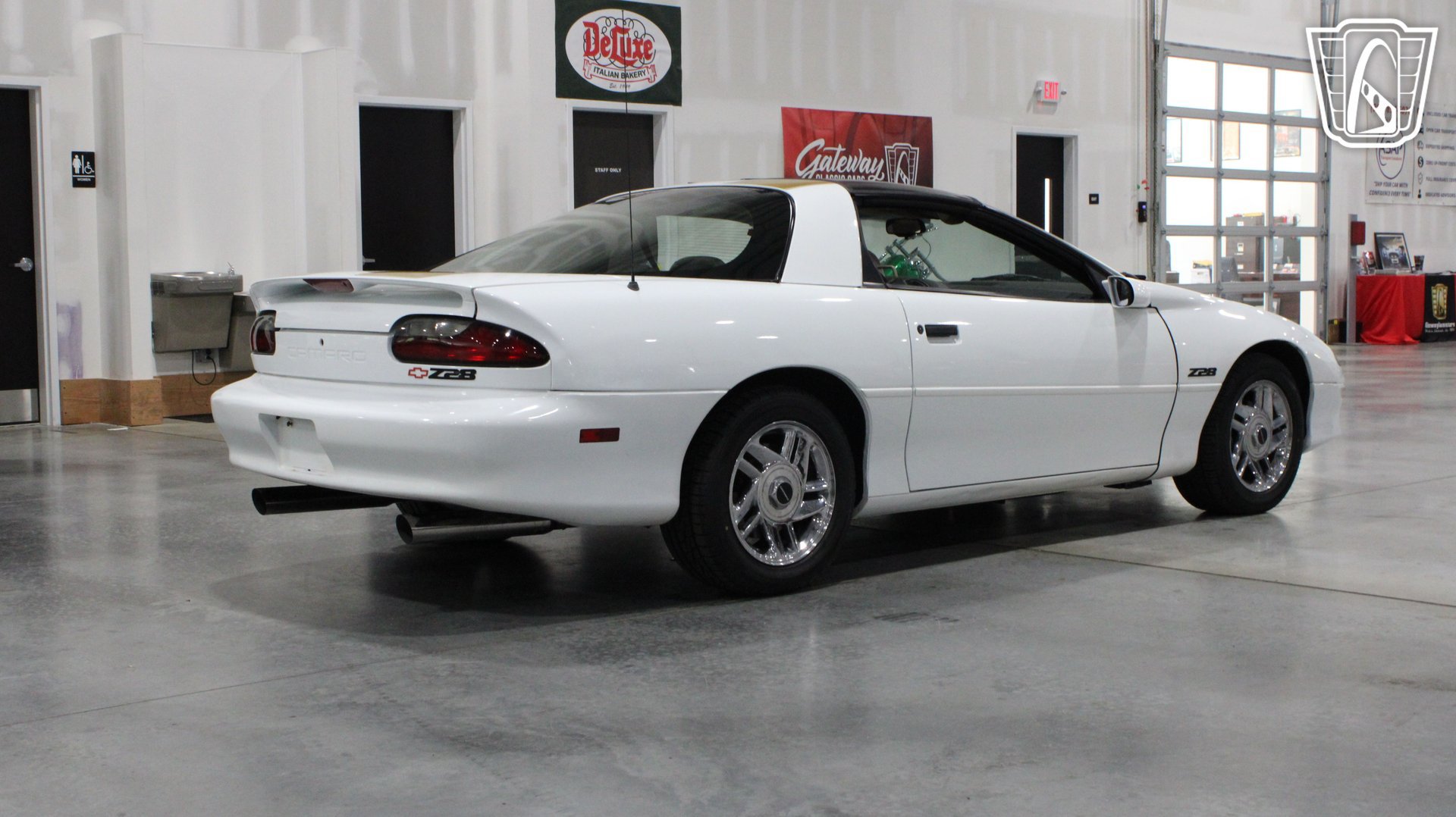 Used 1996 Chevrolet Camaro Z28 RWD image 38