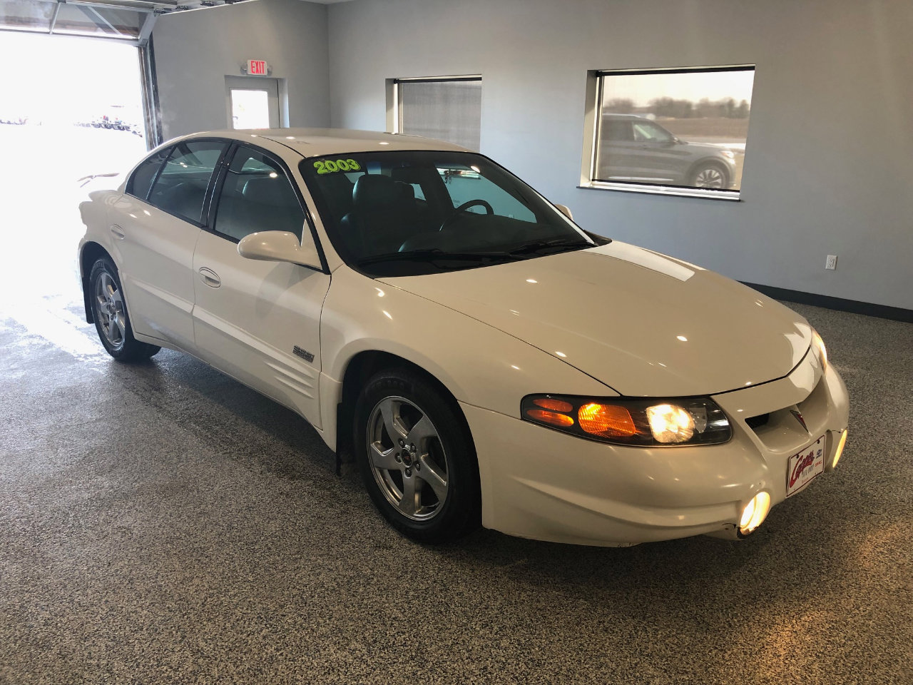 Used 2003 Pontiac Bonneville SSEi image 2