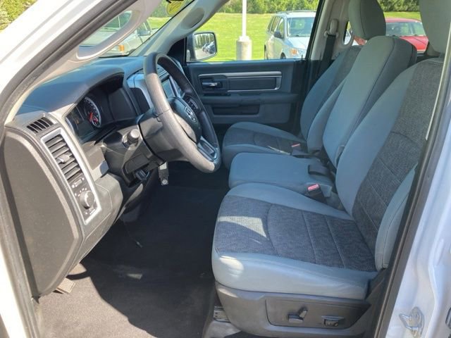 Used 2017 RAM 1500 Classic SLT AWD/4WD image 24