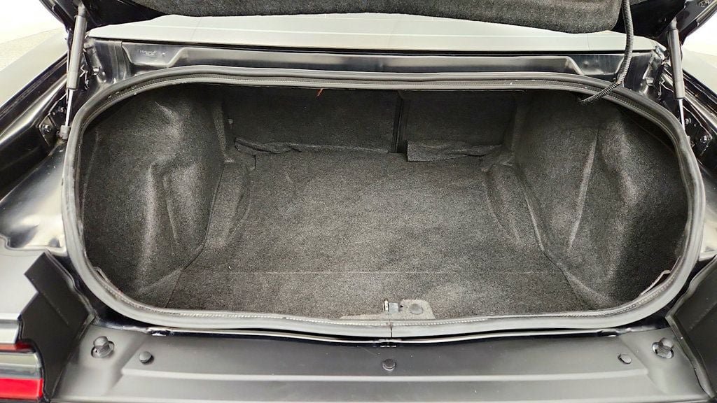 Used 2017 Dodge Challenger SRT Hellcat RWD image 23