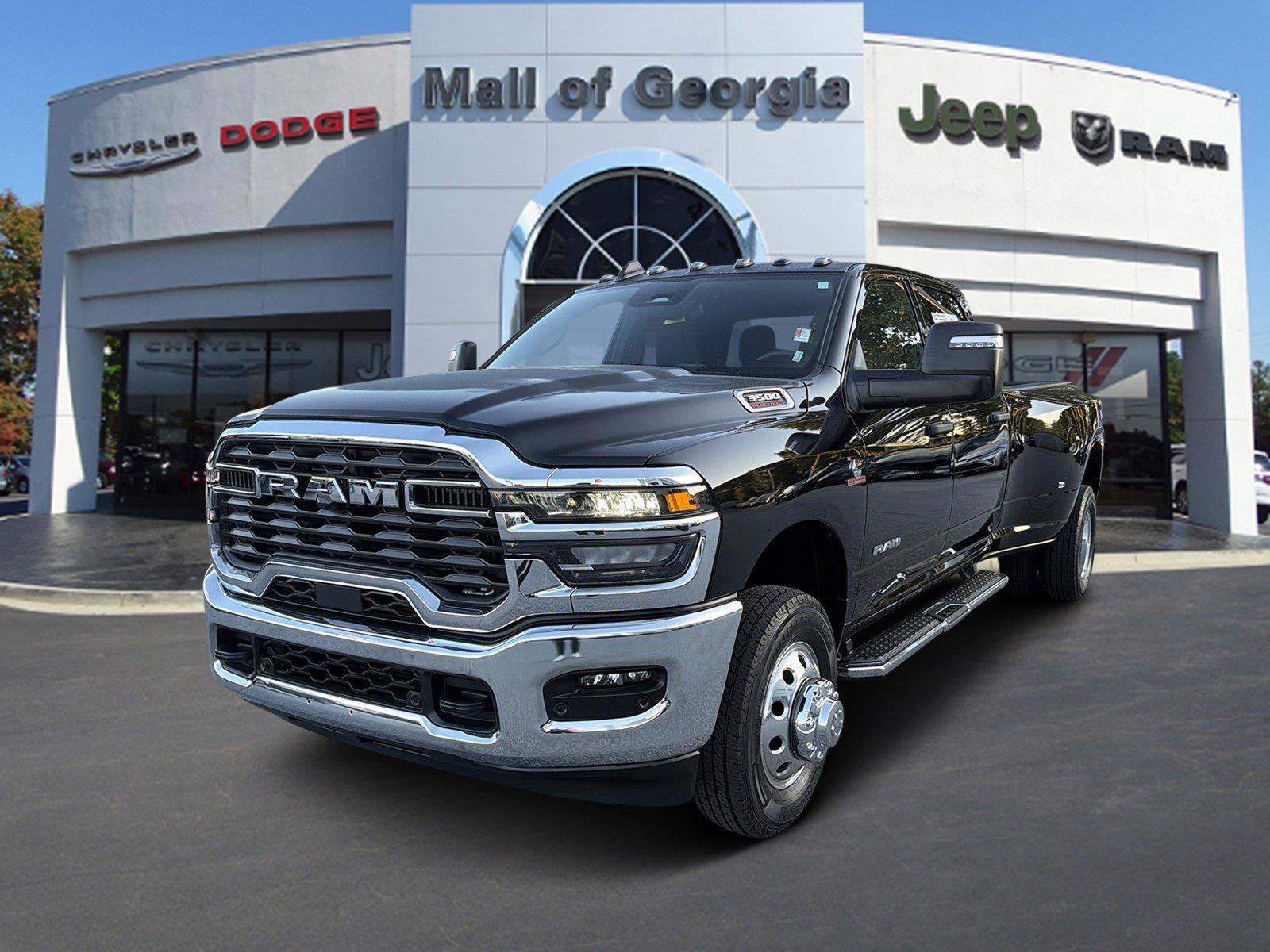 Used 2026 RAM 3500 Big Horn AWD/4WD image 1