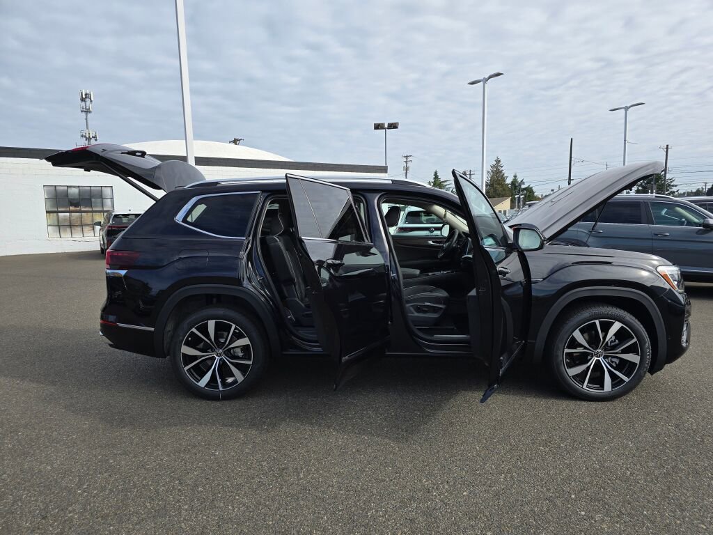 New 2026 Volkswagen Atlas SEL Premium R-Line image 18
