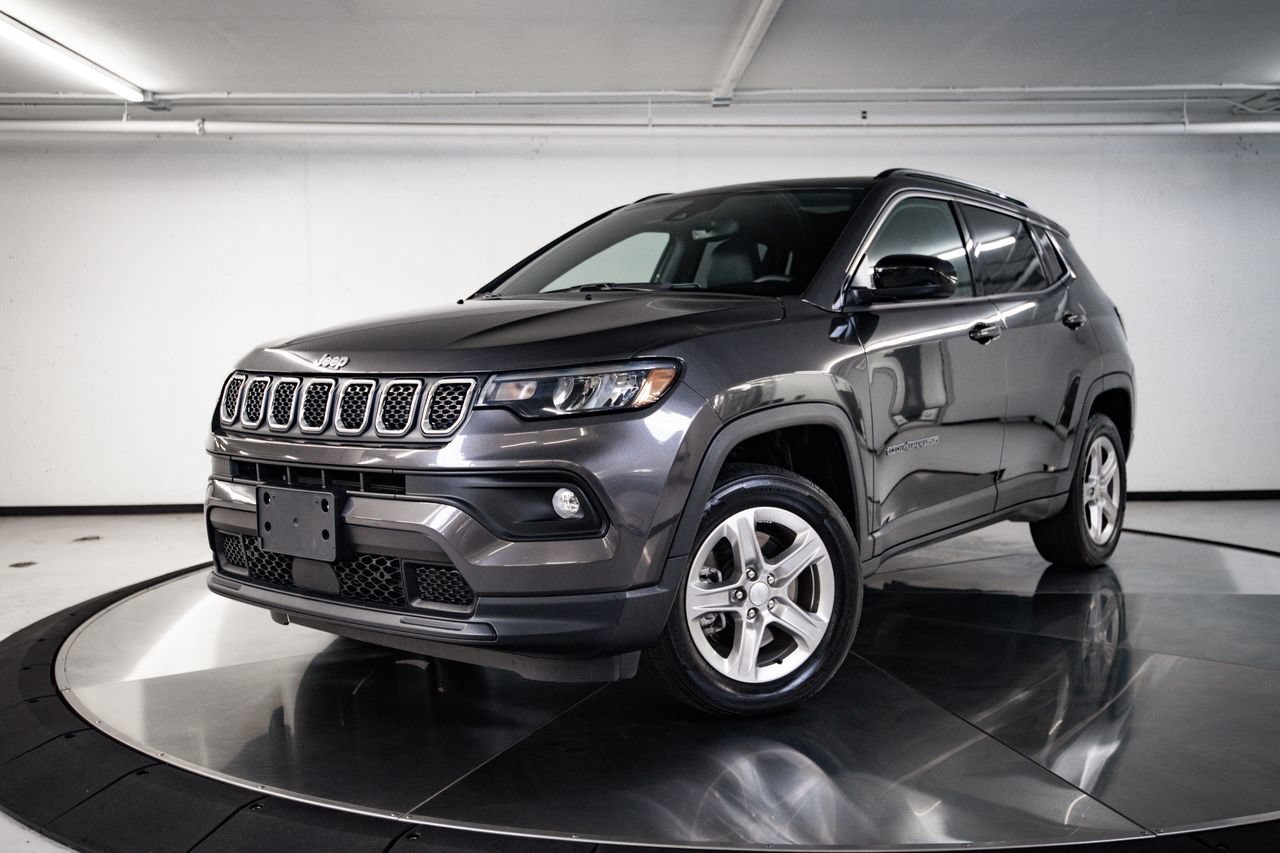 Used 2023 Jeep Compass Latitude w/ Sun and Sound Group
