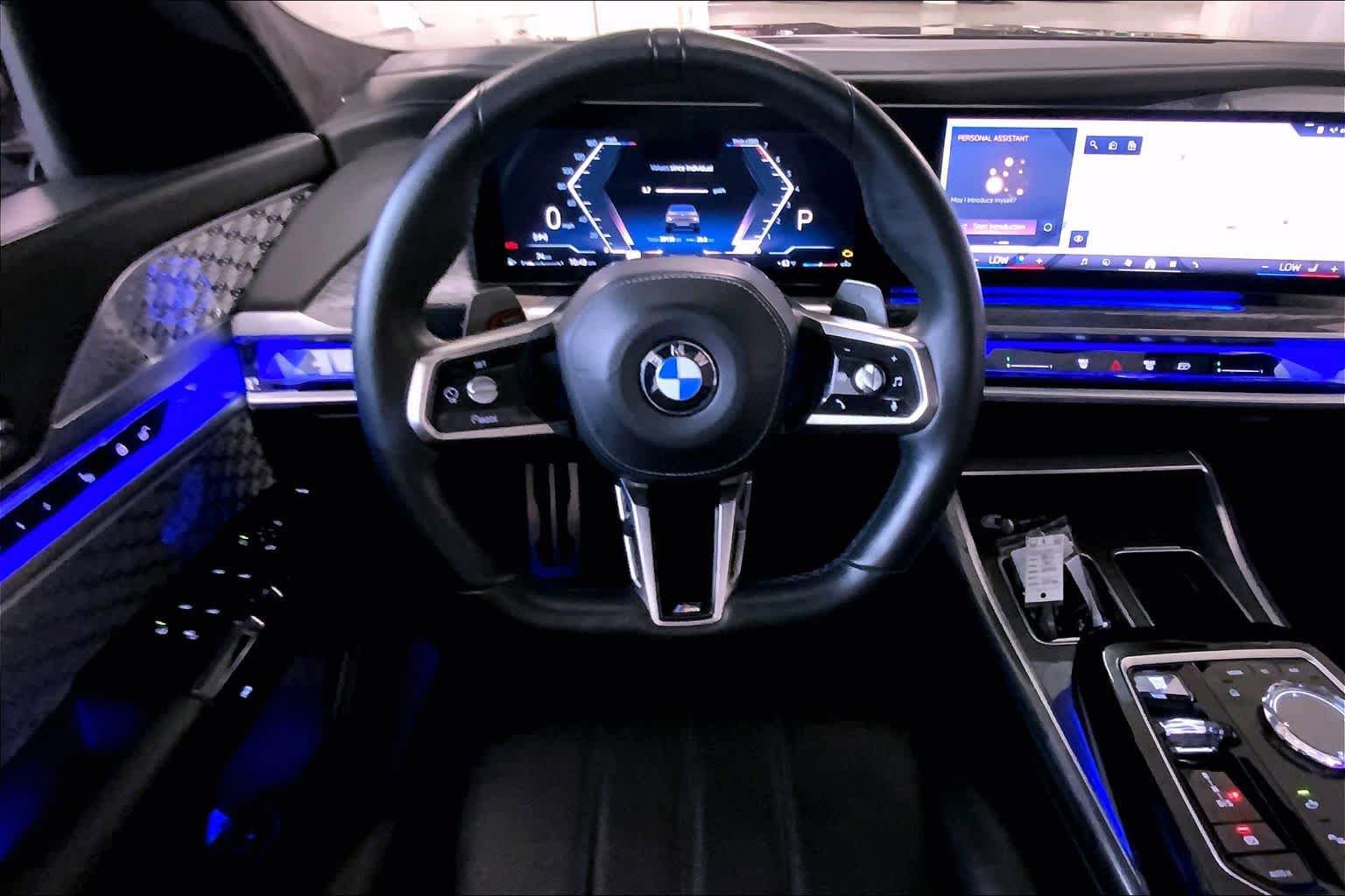 Certified 2023 BMW 760i xDrive AWD/4WD image 5