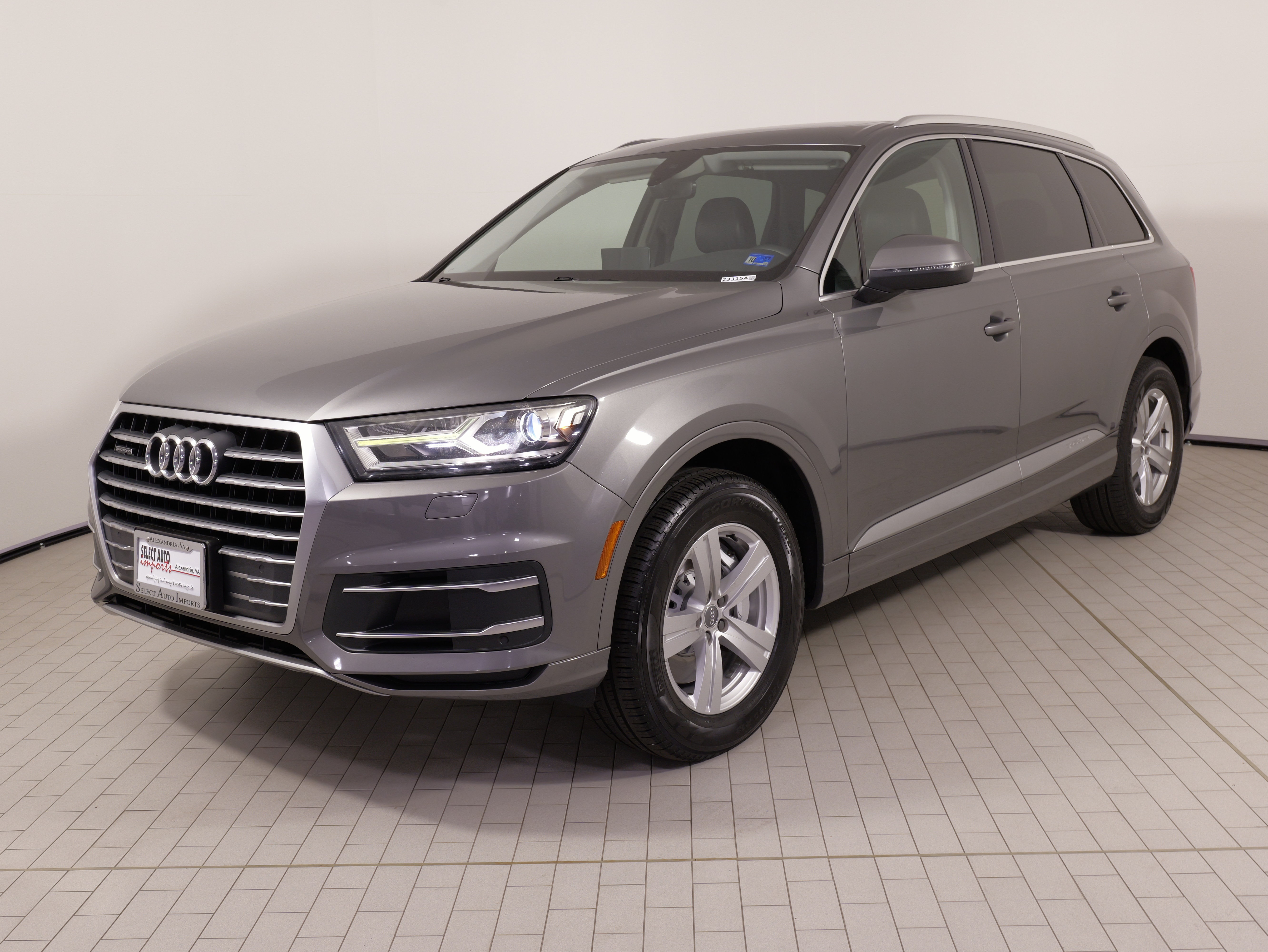 Used 2017 Audi Q7 2.0T Premium Plus w/ Premium Plus Package AWD/4WD image 3