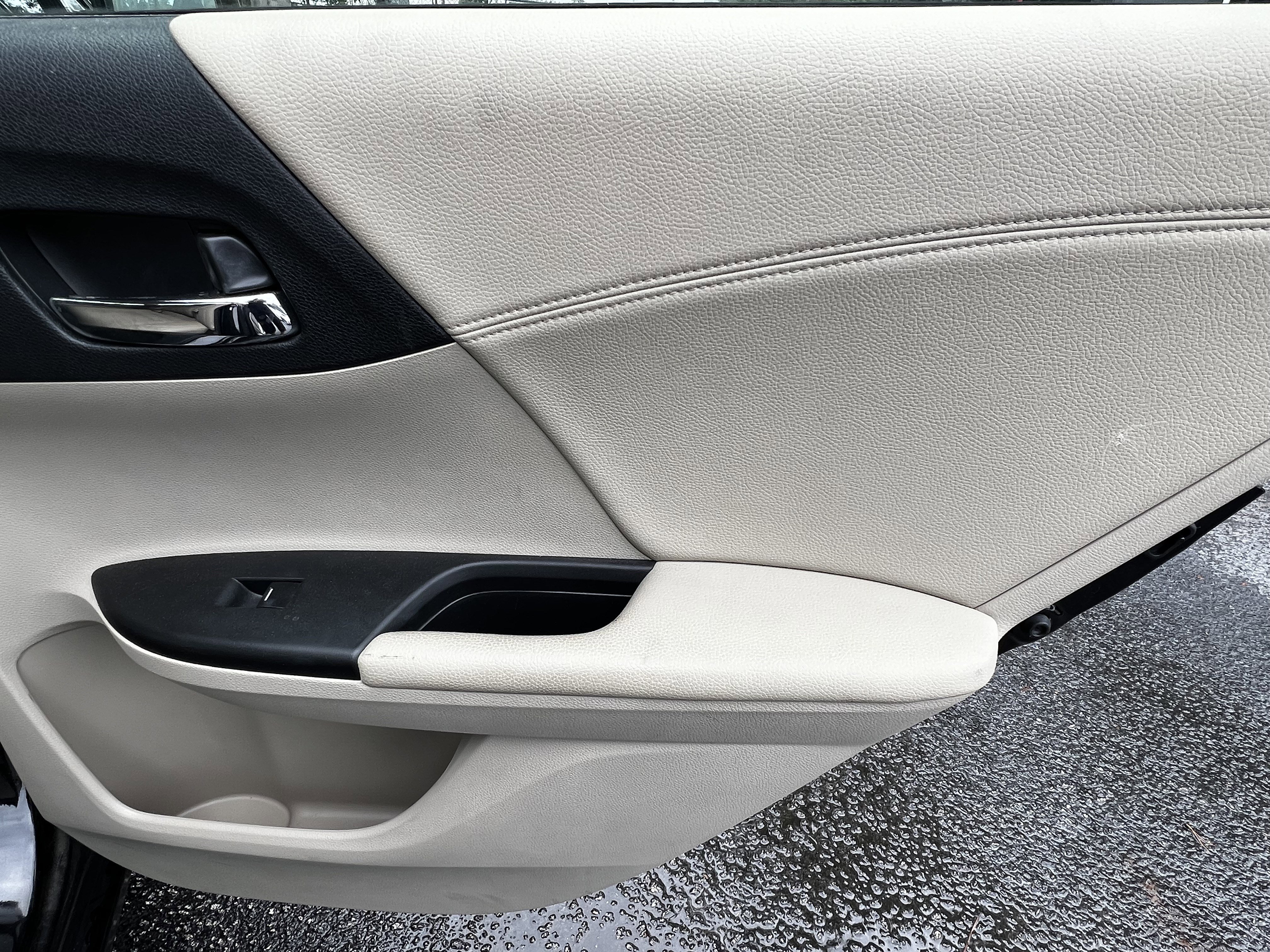 Used 2013 Honda Accord EX-L image 38