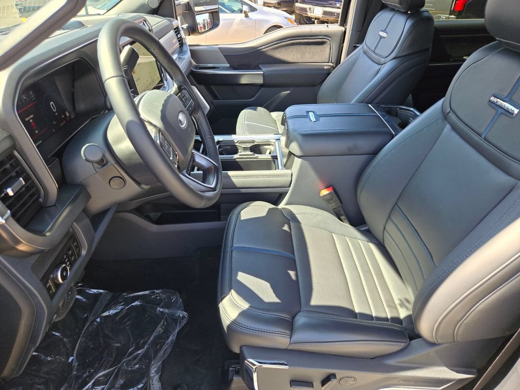 New 2026 Ford F350 Platinum w/ Tremor Off-Road Package AWD/4WD image 9
