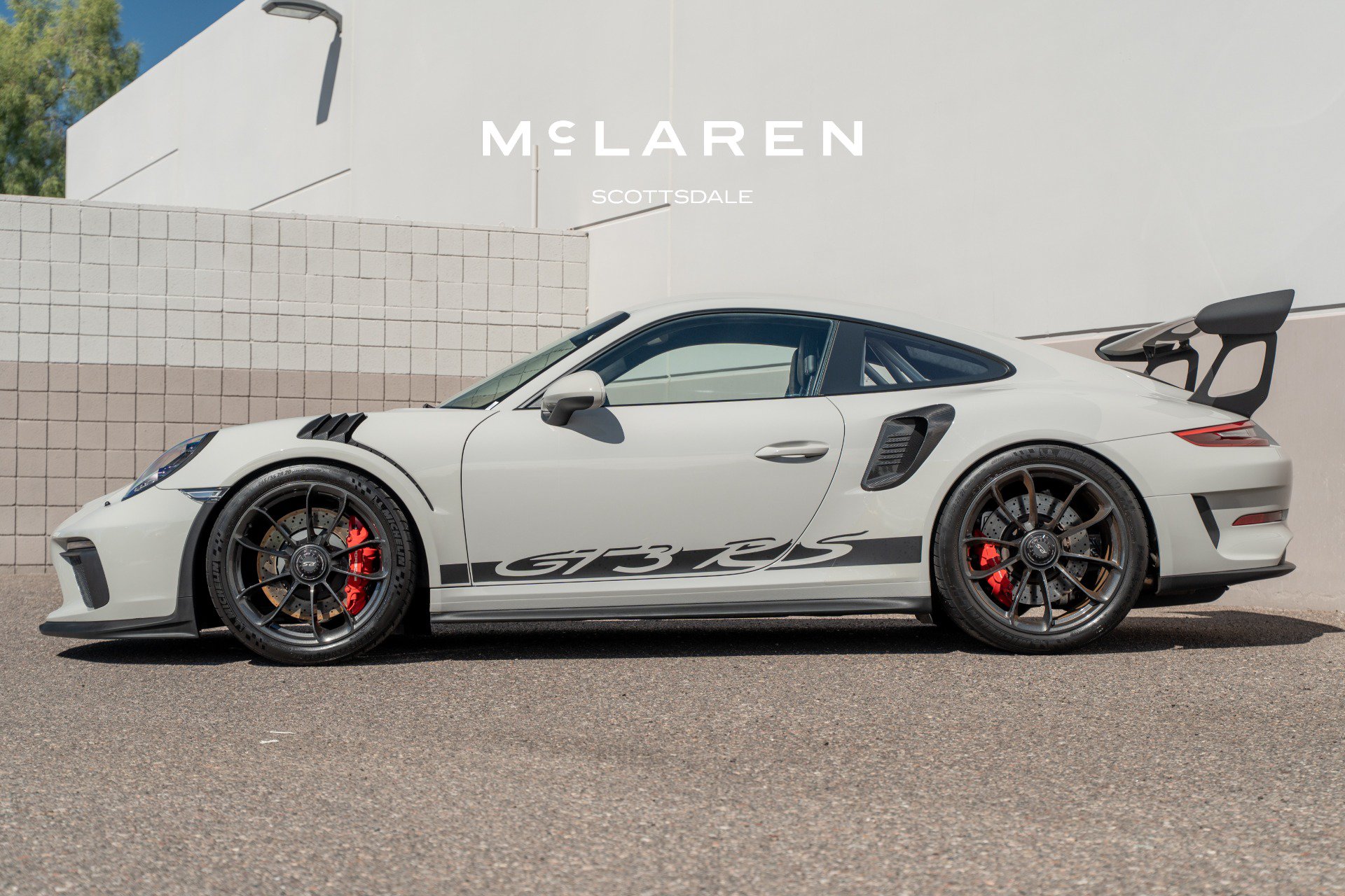 Used 2019 Porsche 911 GT3 RS RWD image 4