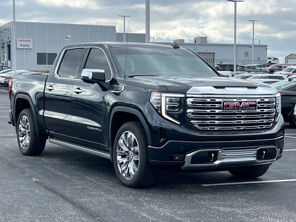 Used 2025 GMC Sierra 1500 Denali image 2