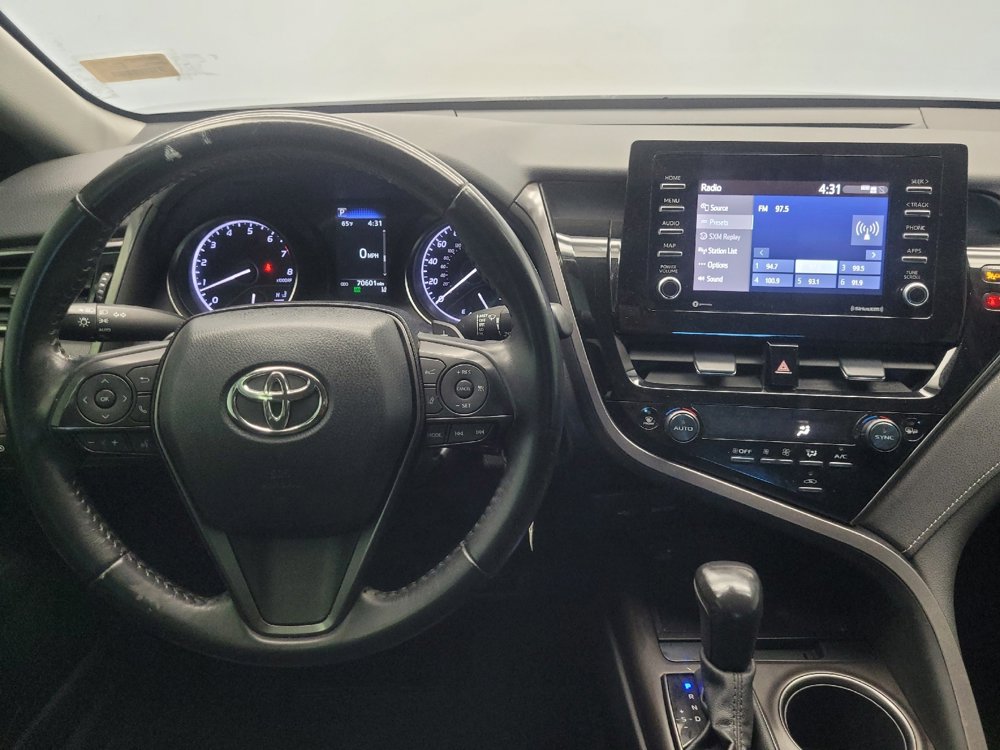 Used 2022 Toyota Camry SE image 22