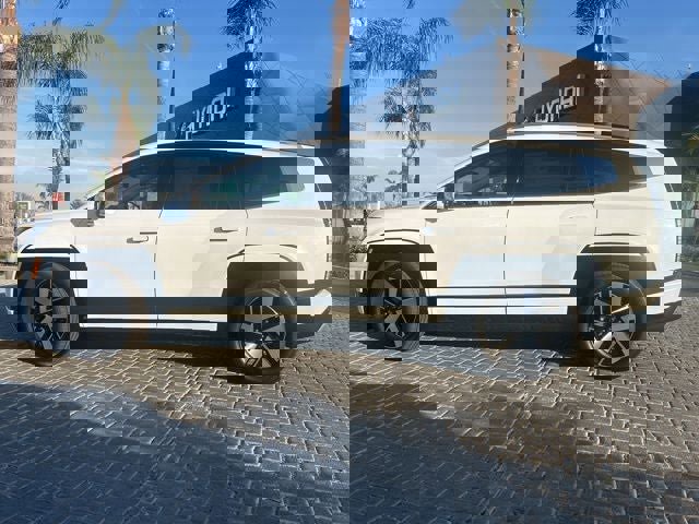 New 2026 Hyundai Ioniq 9 SEL w/ Tow & Go Package image 6