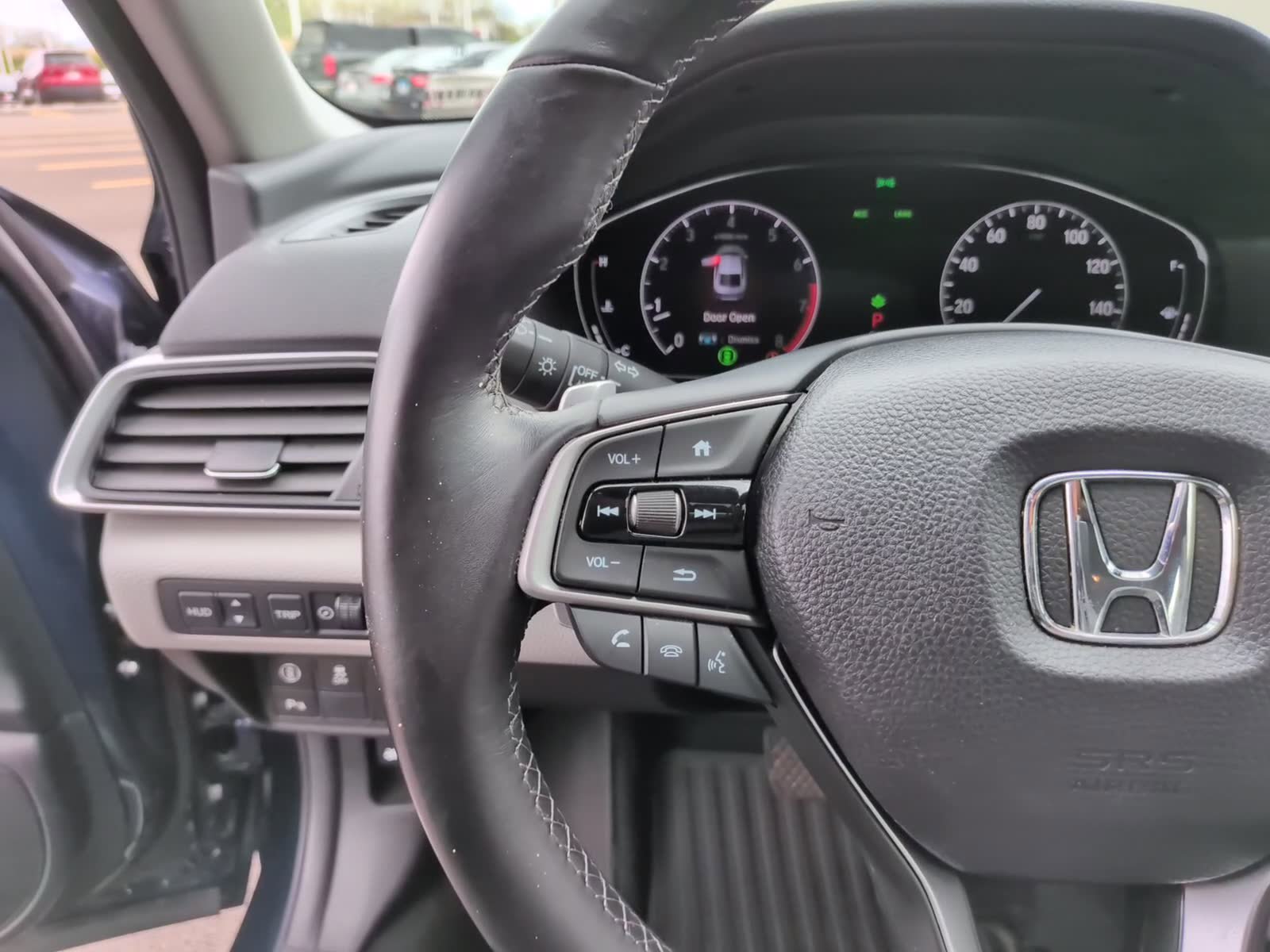 Used 2018 Honda Accord Touring image 16