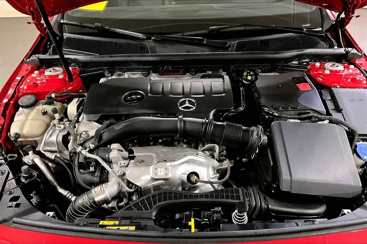 Used 2020 Mercedes-Benz CLA 250 4MATIC image 29