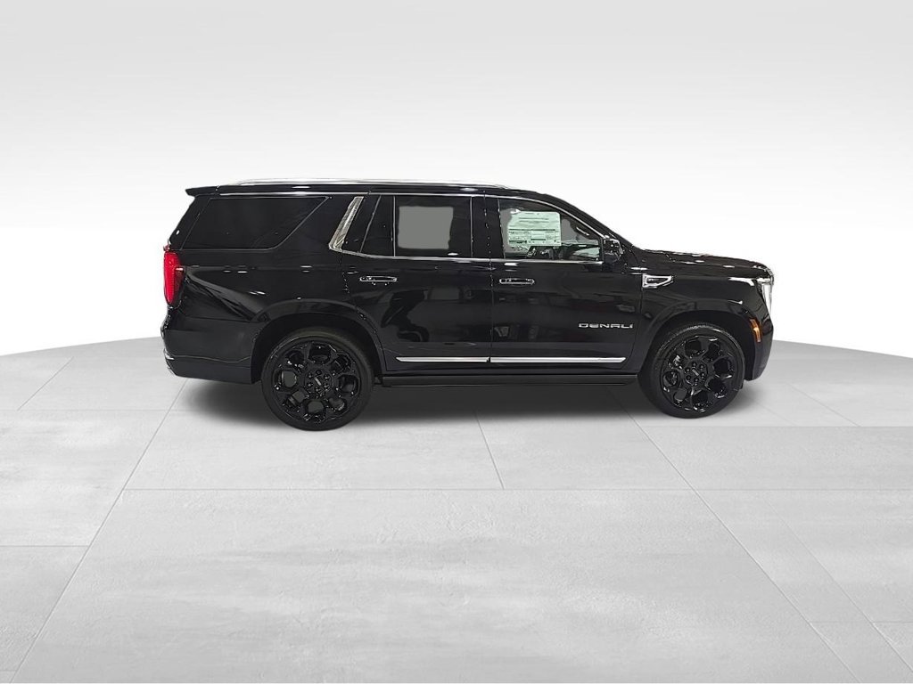 New 2027 GMC Yukon Denali w/ Denali Reserve Package AWD/4WD image 8