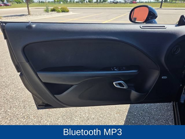 Used 2016 Dodge Challenger R/T RWD image 15