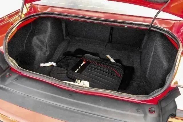 Used 2021 Dodge Challenger SXT w/ Blacktop Package image 45