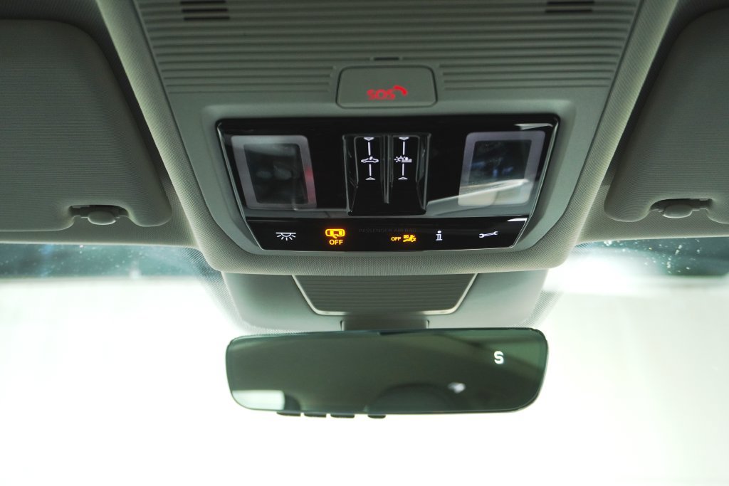 Used 2026 Volkswagen Tiguan SE AWD/4WD image 19