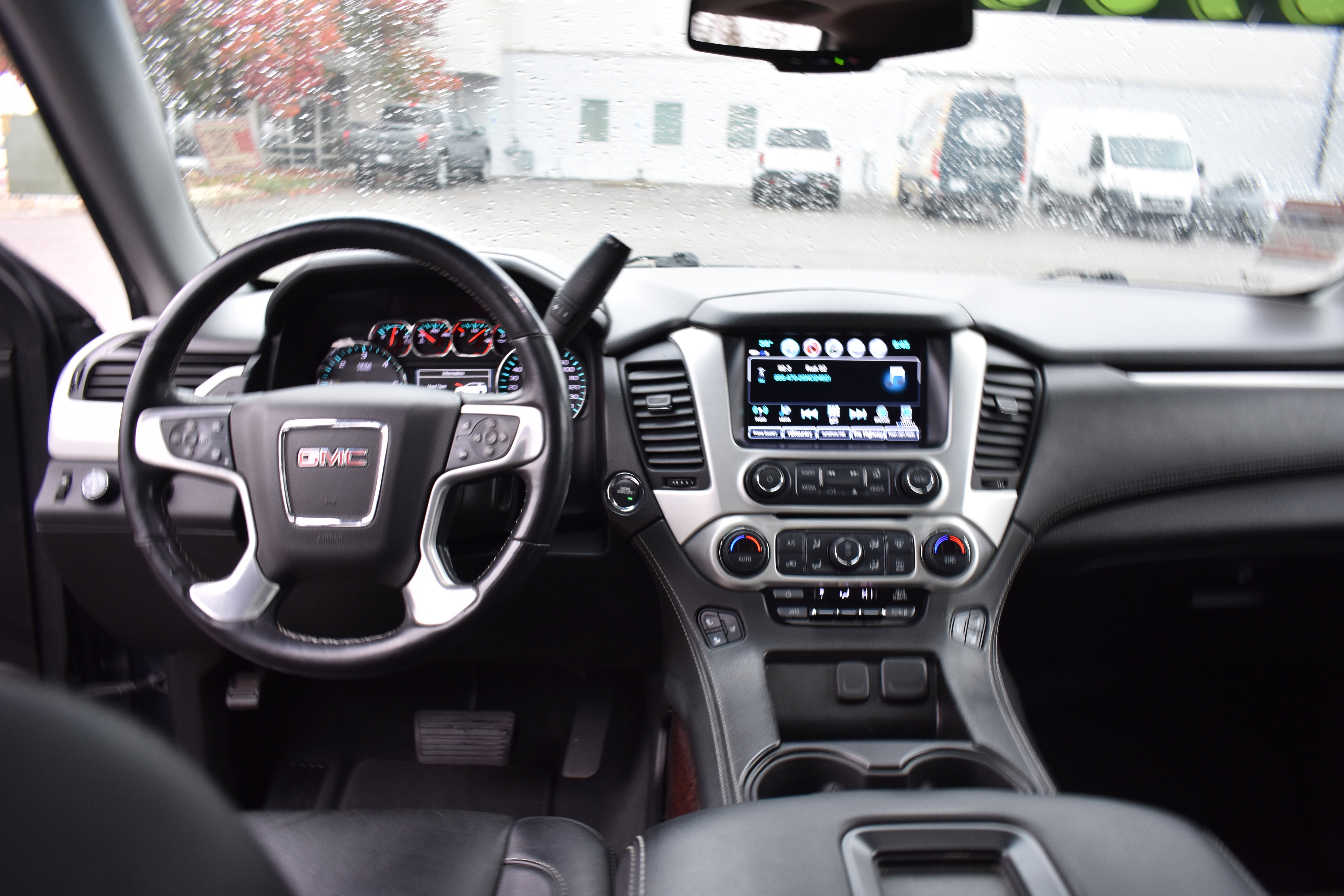 Used 2019 GMC Yukon XL SLT w/ Open Road Package image 33