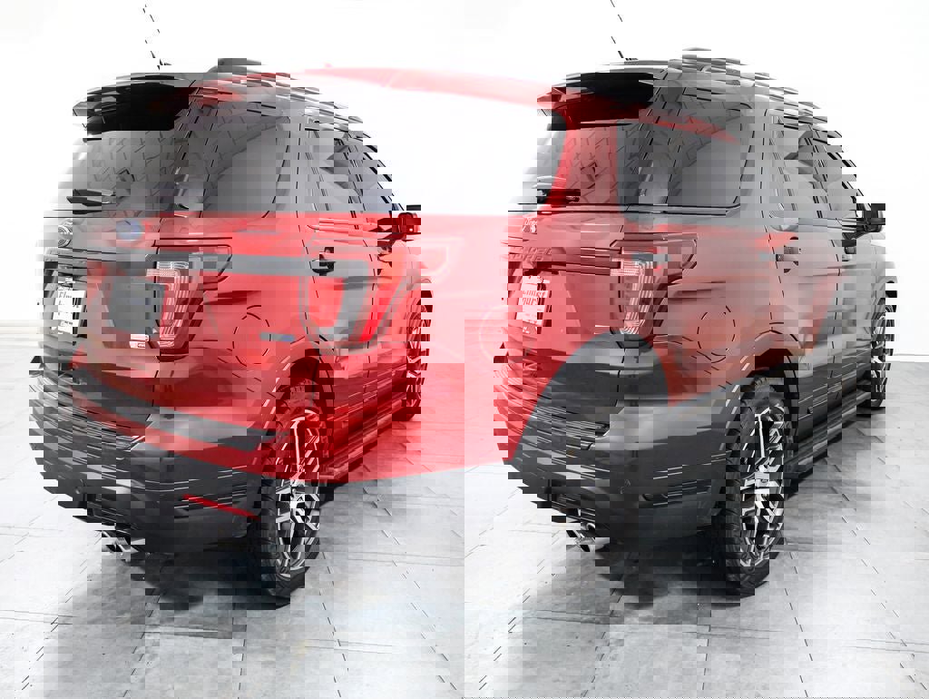 Used 2018 Ford Explorer Sport w/ Equipment Group 401A image 6