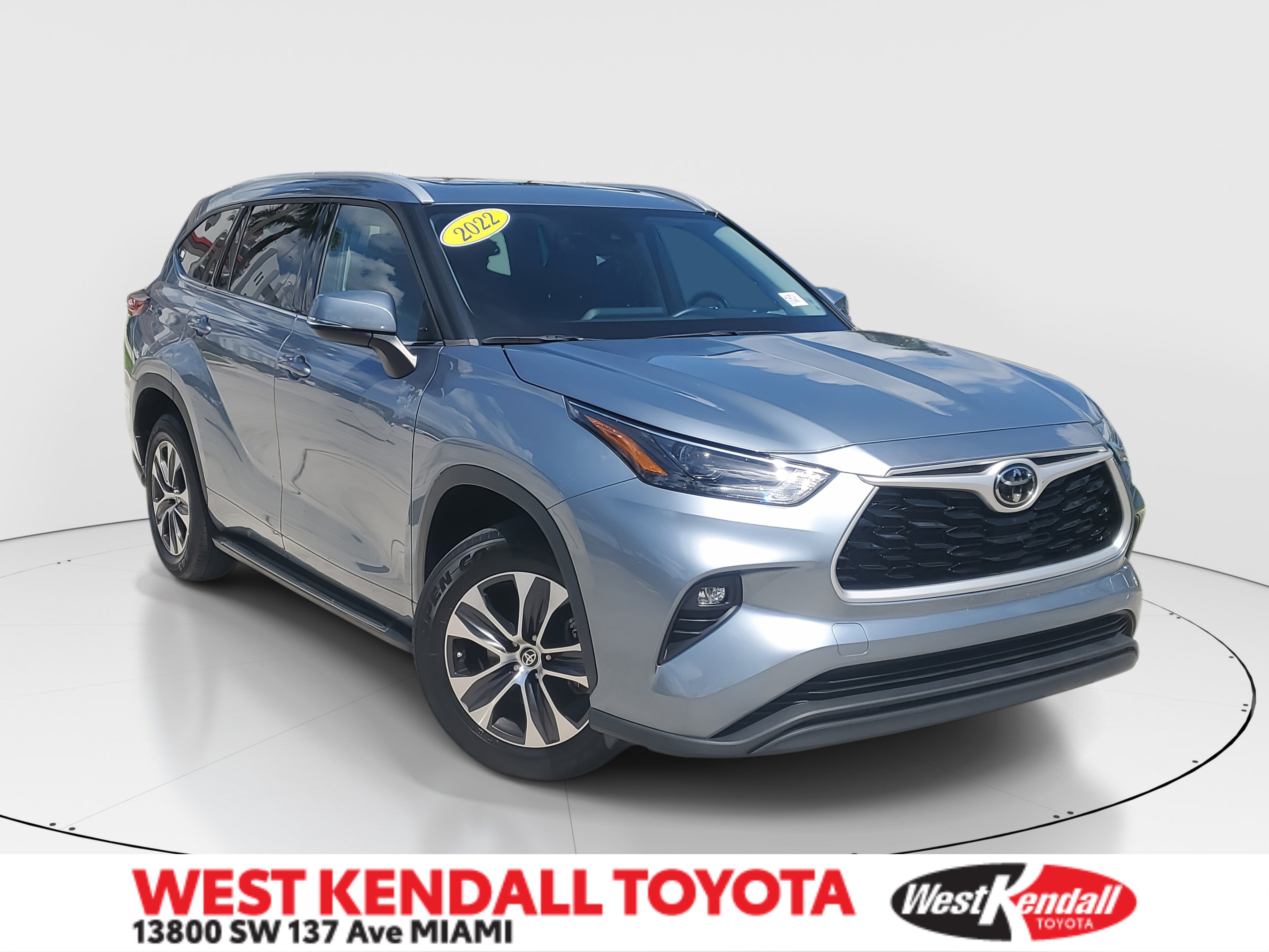 Used 2022 Toyota Highlander XLE