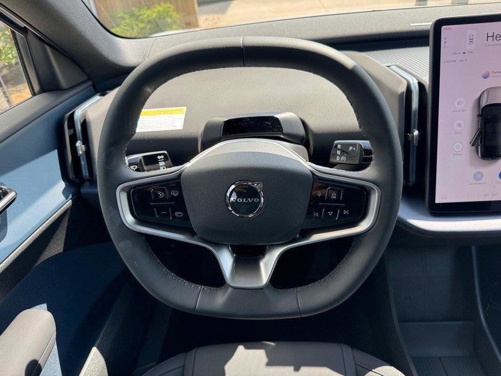 Used 2025 Volvo EX30 Ultra image 7