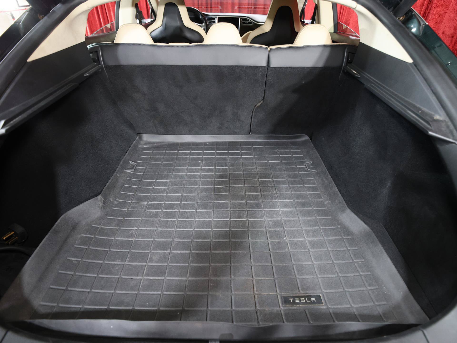 Used 2014 Tesla Model S 85 RWD image 25