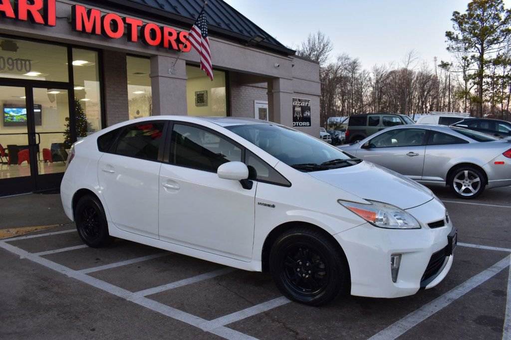 Used 2015 Toyota Prius One FWD image 8