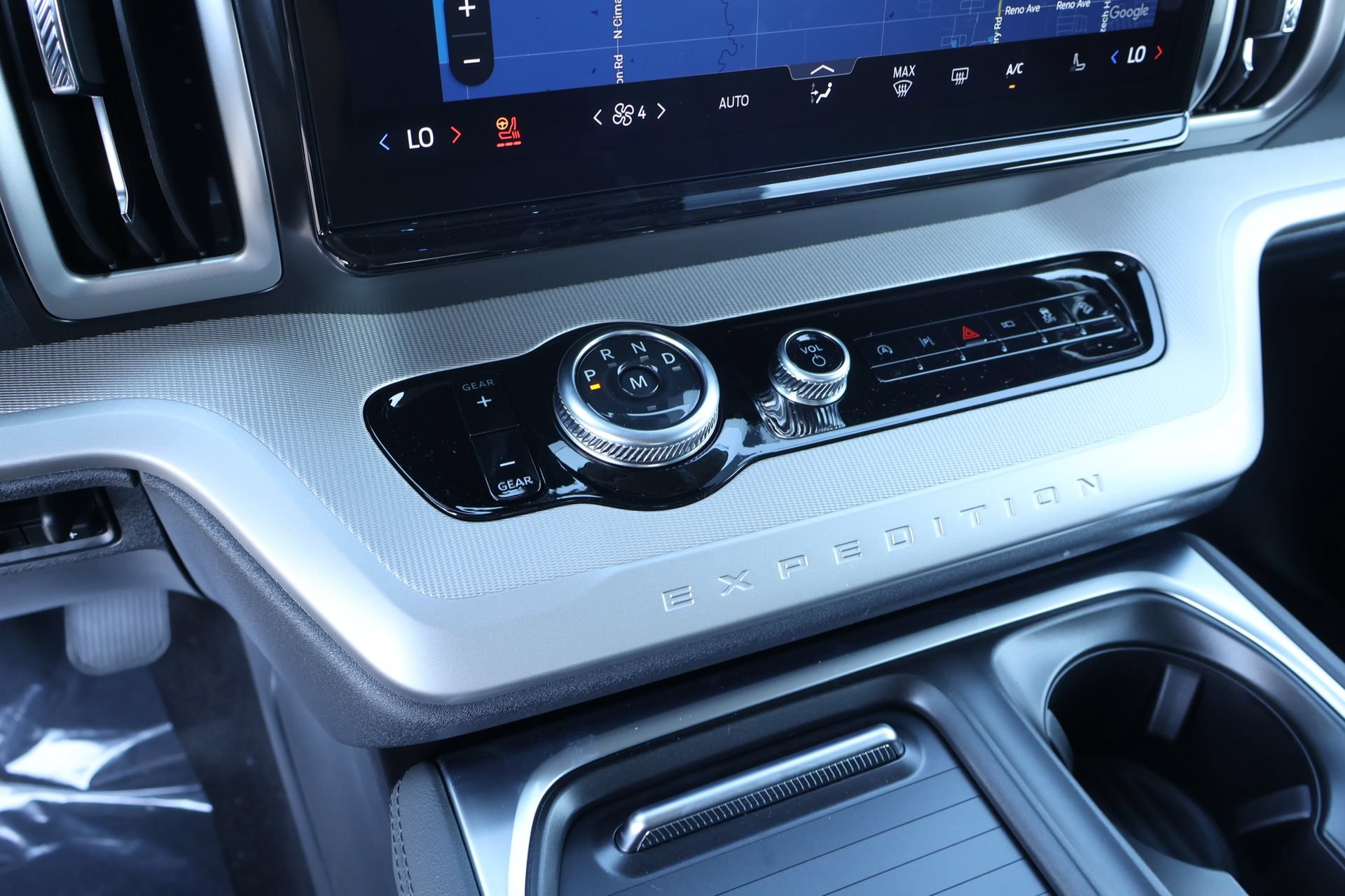 New 2027 Ford Expedition Active AWD/4WD image 9