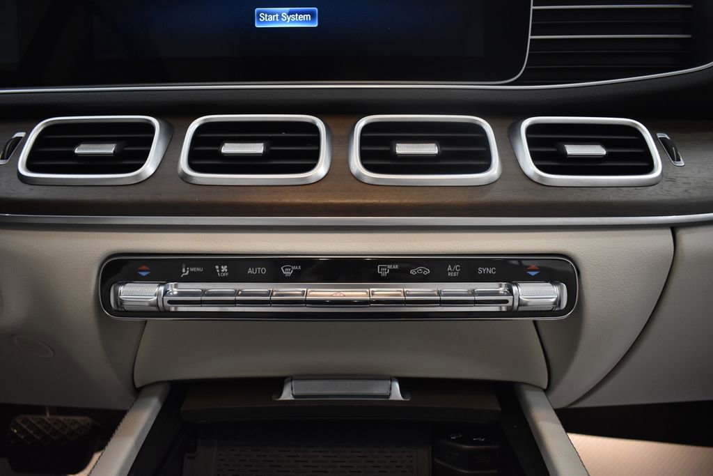 Used 2023 Mercedes-Benz GLE 450 4MATIC image 37