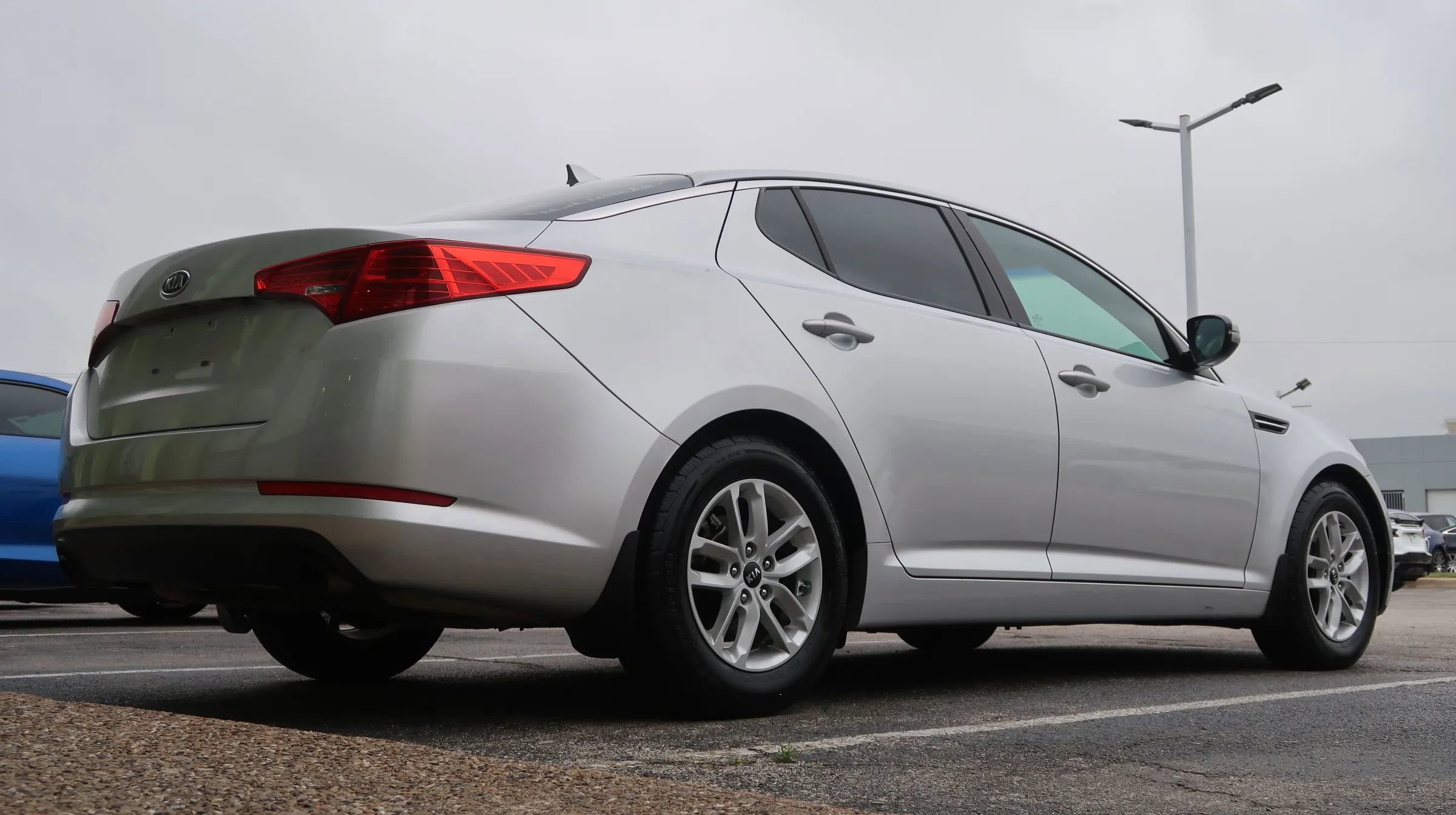 Used 2011 Kia Optima LX FWD image 14