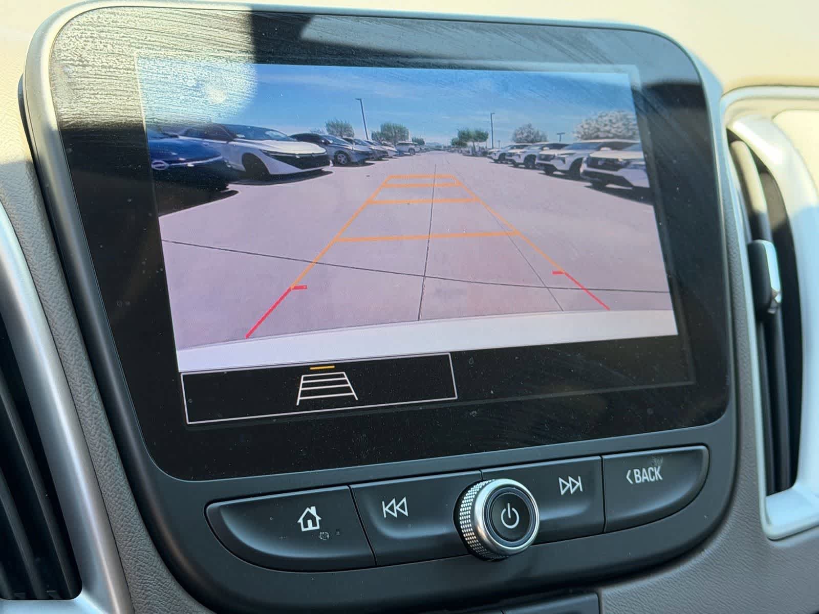 Used 2025 Chevrolet Malibu LS FWD image 25