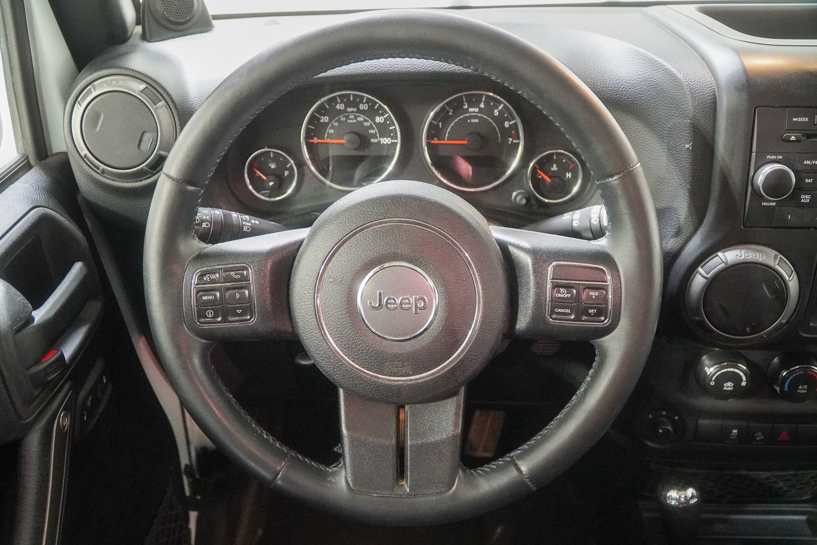 Used 2014 Jeep Wrangler Unlimited Sport w/ Quick Order Package 24S AWD/4WD image 21