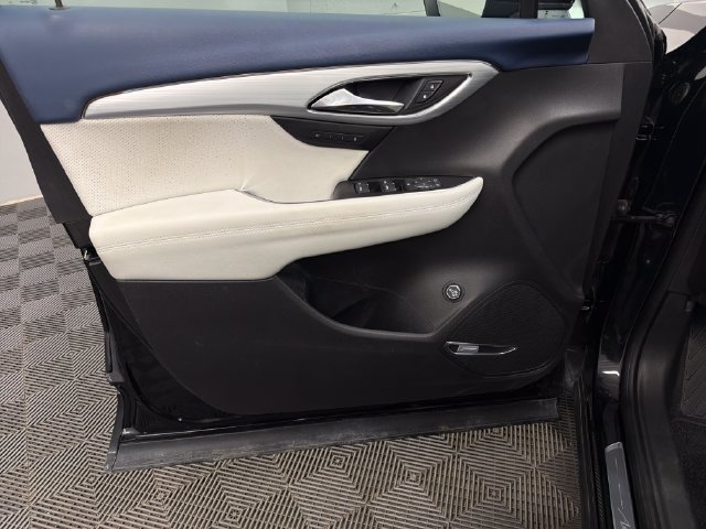 Used 2025 Buick Envision Avenir AWD/4WD image 11
